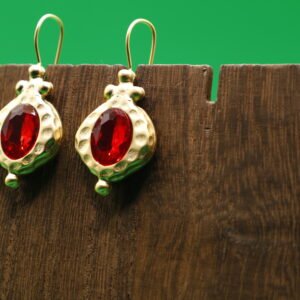 Aretes Con Cristal Rojo