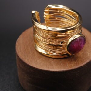 Anillo baño de oro cuarzo guinda  (ajustable)