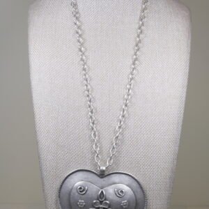 Collar Corazón Con Flores