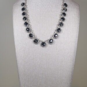 Collar Óvalos Grises (Doble Vista)